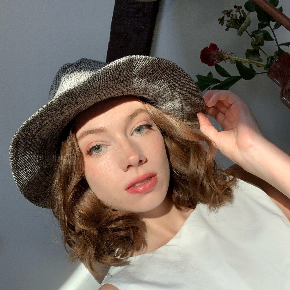 Meet your Posher, Isabella